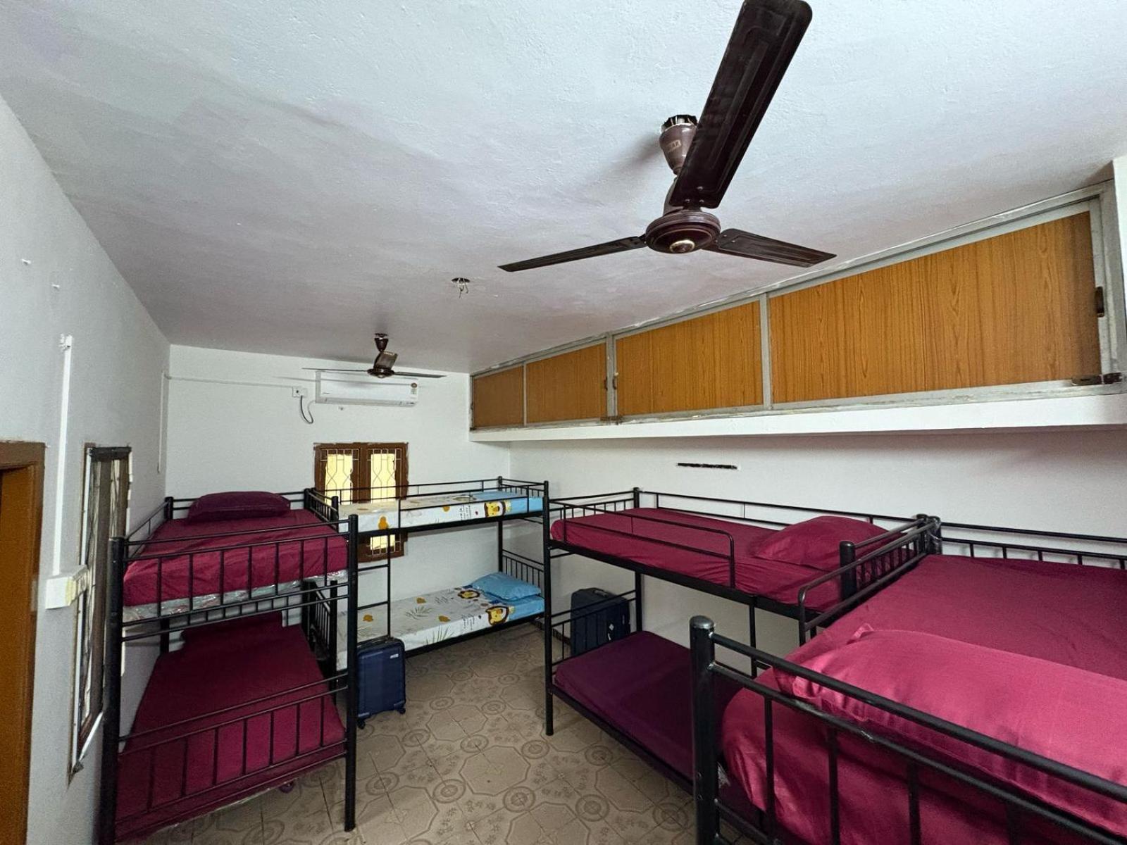 Hostel Madras Exteriör bild